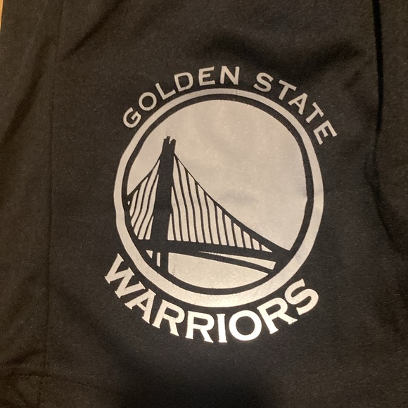 NBA shorts, reflective logos & never been used - Picture 2 of 4